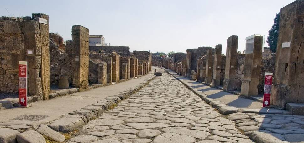 Foto 1 Tour gita di un giorno alle rovine di Pompei da Roma